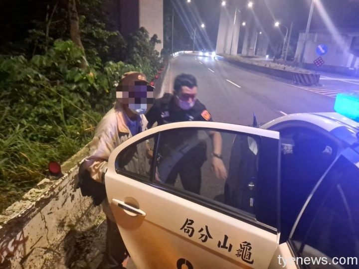 耄耋老翁深夜迷途 大埔所暖警助平安返家 17 S 17432802