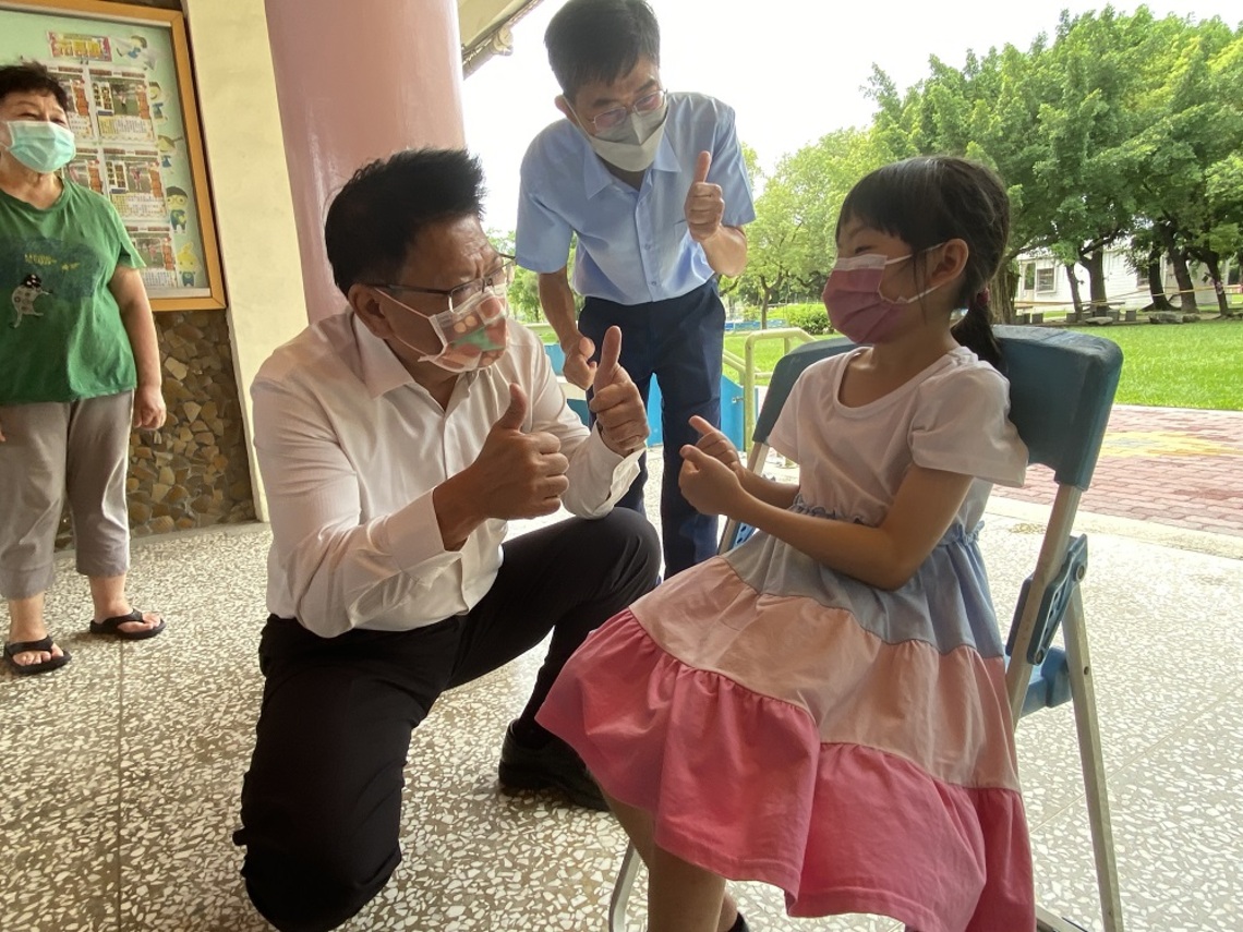 屏縣新增2960確診個案 潘縣長憂心並視察兒童疫苗施打狀況/波新聞