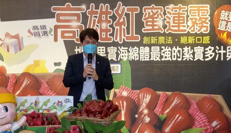 可能是 1 人和站立的圖像