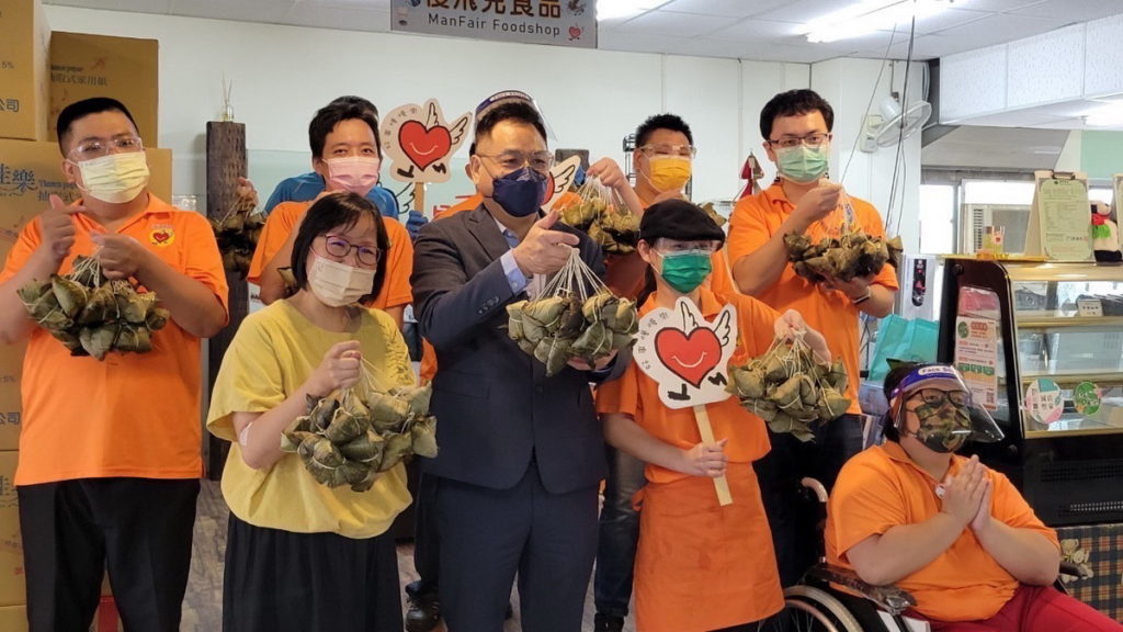 林耕仁在新竹深耕已久,相當受市民朋友喜愛。(圖:翻攝自林耕仁臉書)