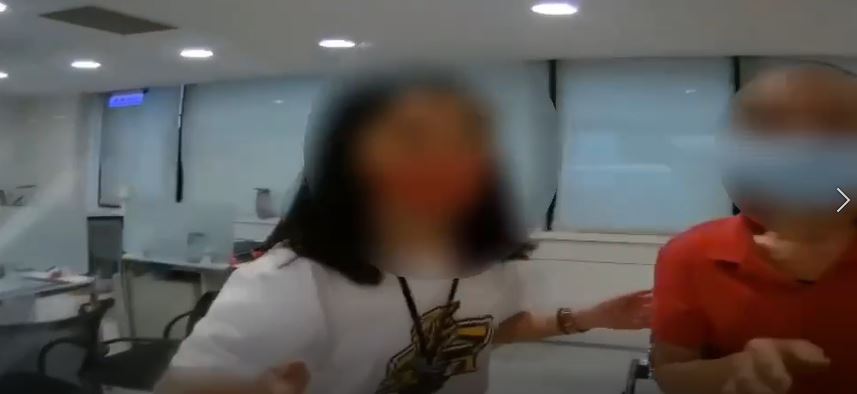 圖片說明:板橋警日前接獲中國信託來電報案,發現是詐騙集團立即勸阻不要匯款。(記者葉鈞宇翻攝)
