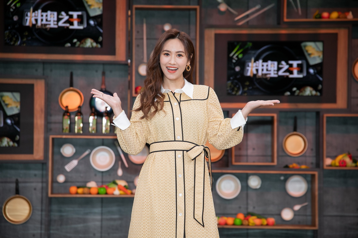 料理之王3主持人Sandy (圖／料理之王3提供)