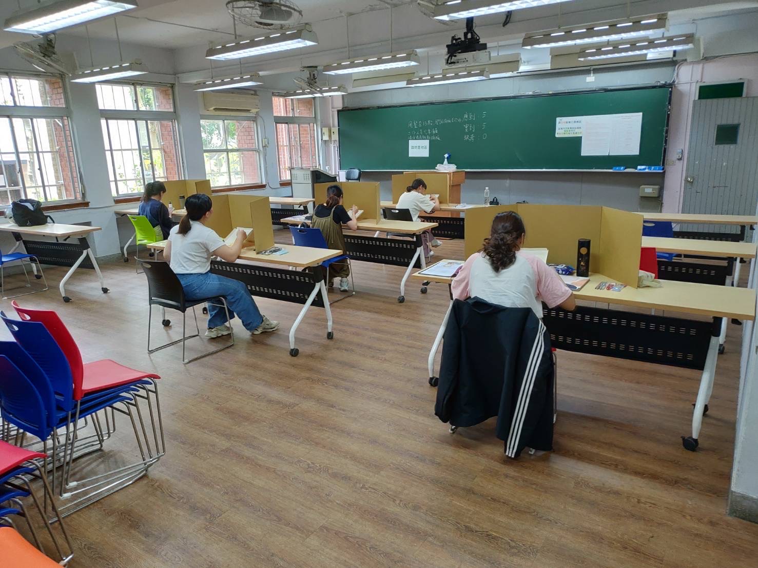 111年度高級中等以下學校及幼兒園教師資格考試結束 實際到考9,023人
