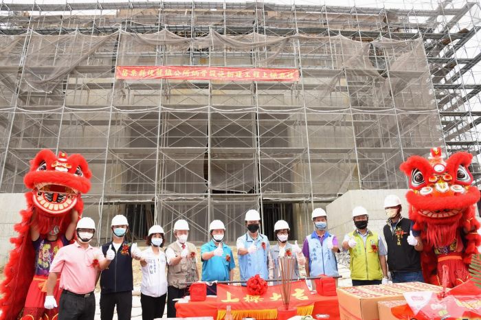 苗縣後龍納骨設施新建工程上梁 預定年底完工