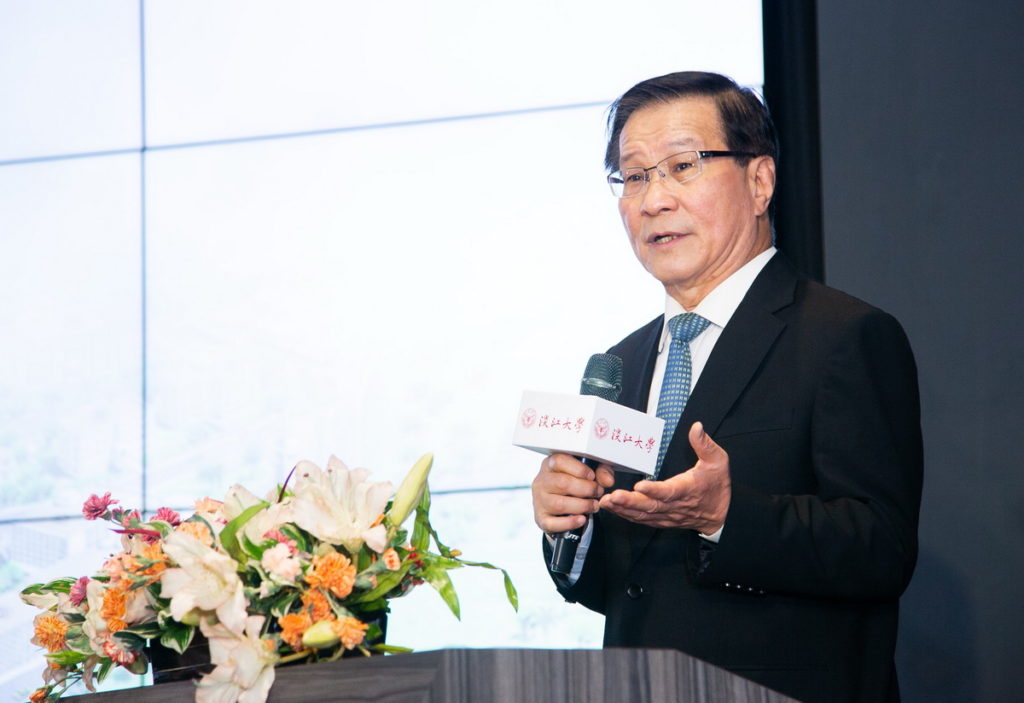 淡江大學校長葛煥昭期望透過此次與遠傳的合作,加速推動資訊中心轉型、深化元宇宙與AI的產學合作。
