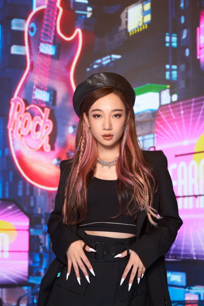 Julia吳卓源揪好友DJ賴皮改編R&B經典 夯曲激出新火花