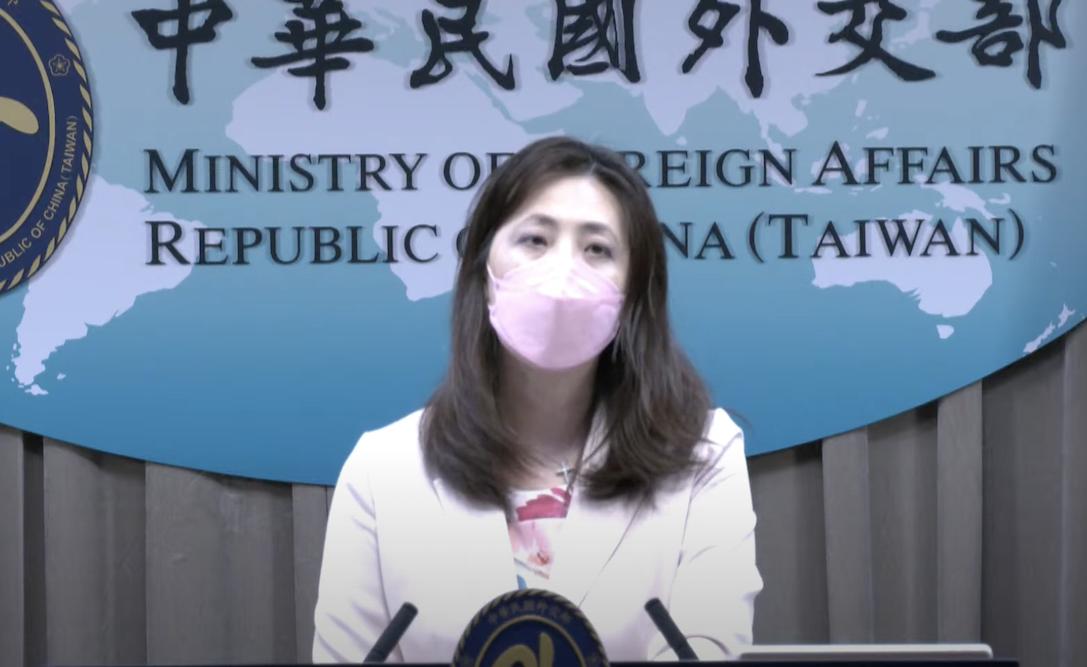 日本接連大動作友台 外交部:一貫重視並籲請關切台海 28 日前有媒體報導指出,日本擬於今年派遣自衛隊現職人員駐台。外交部發言人歐江安7日被詢及此事,表示此事事涉日本政府內部作業,外交部不作評論。