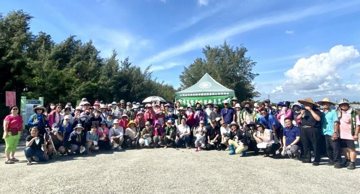 台灣基督長老教會嘉義中會 圍籬定砂植樹護育嘉義布袋好美里沙灘