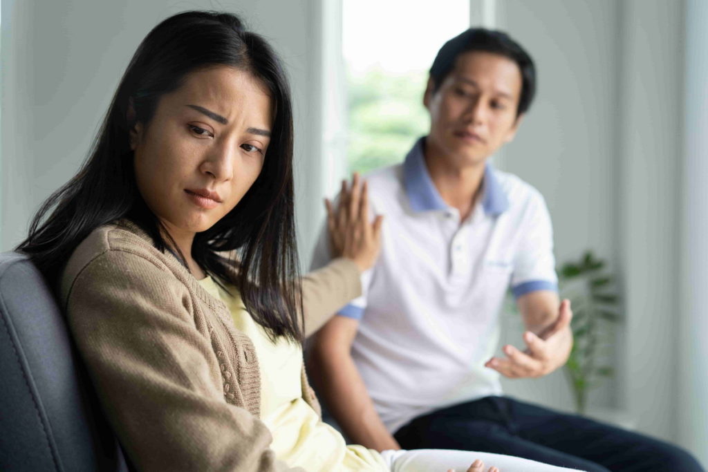 全球最大的婚外情交友網站 Ashley Madison日前針對發布會員調查 ，有四分之一的人認為疫情下心理健康情況不佳的主要原因是婚姻或主要關係。