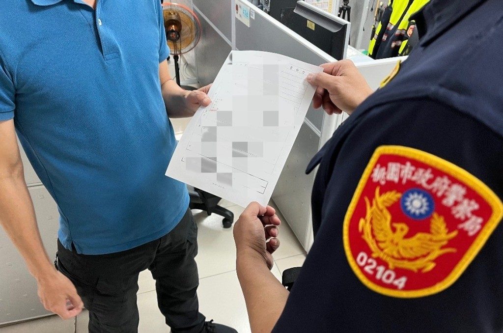 S 27951875 e1654669854647