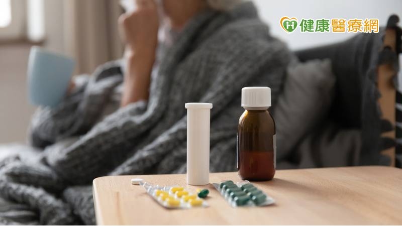 解熱止痛藥怎麼選? 食藥署解析「適應症狀、服用禁忌」