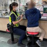 ▲豐原員警與豐原郵局阻詐成功 (圖/台中豐原分局 提供)