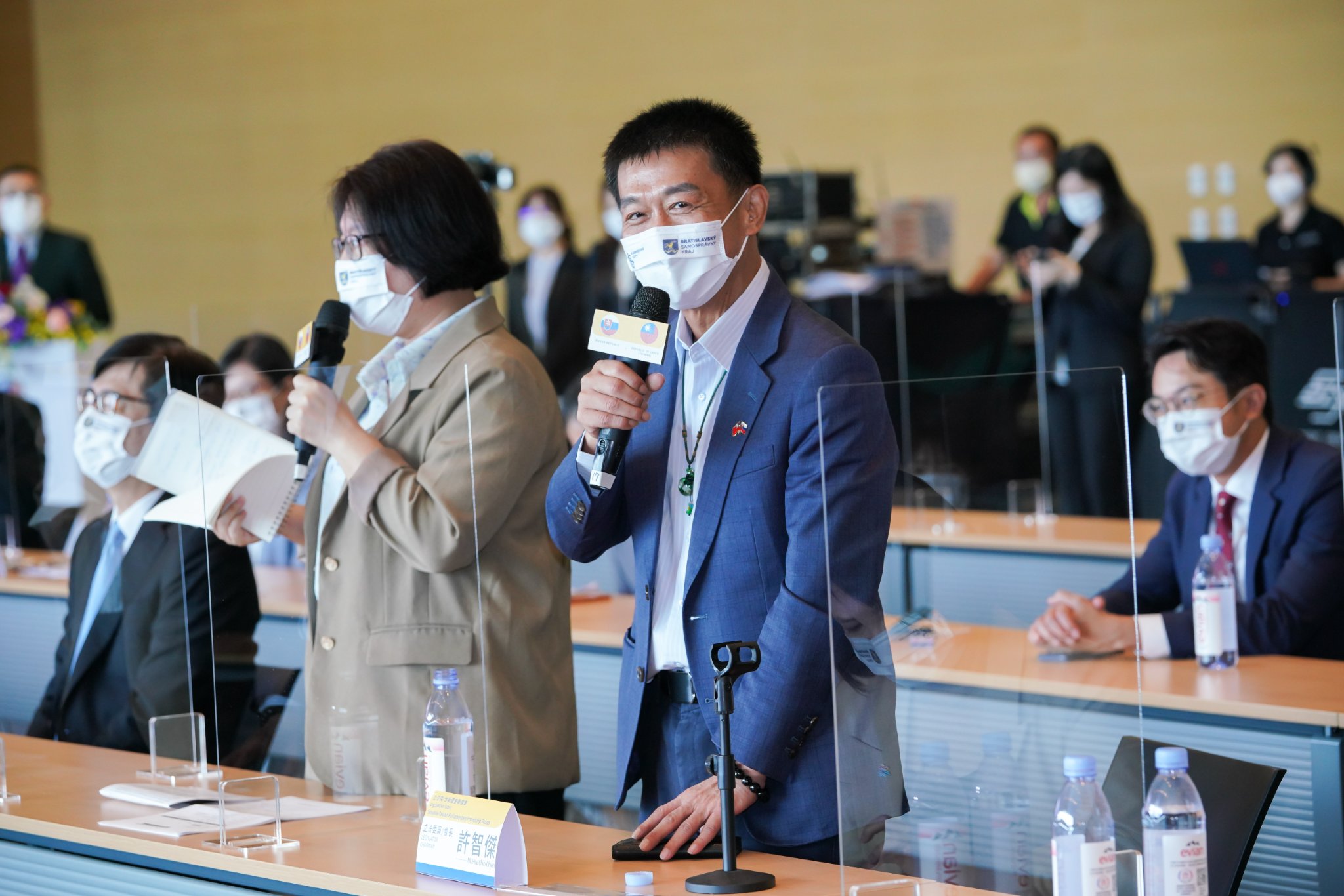 樂見朱立倫願修補對美關係 民進黨:盼朱不被國民黨內親中勢力束縛 36 立委許智傑 1