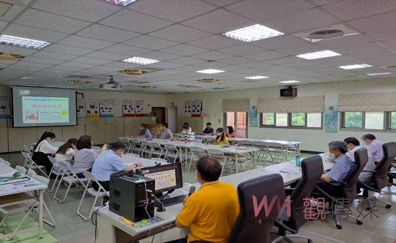 路老師交通安全宣導講習 彰化縣榮服處用愛心守護長輩用路安全
