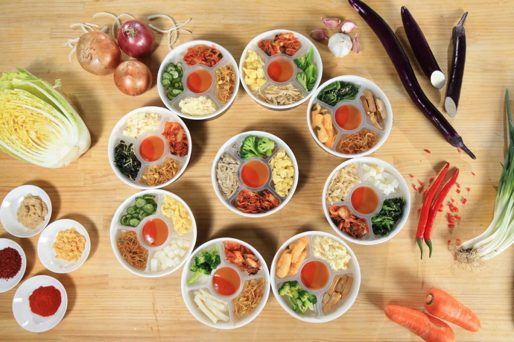 拼拼拌 以雙層精美拌飯餐盒滿足上班族的味蕾