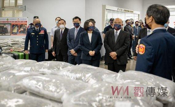 警察節慶祝大會 蔡總統表揚全國模範警察 肯定警政團隊維安及防疫貢獻