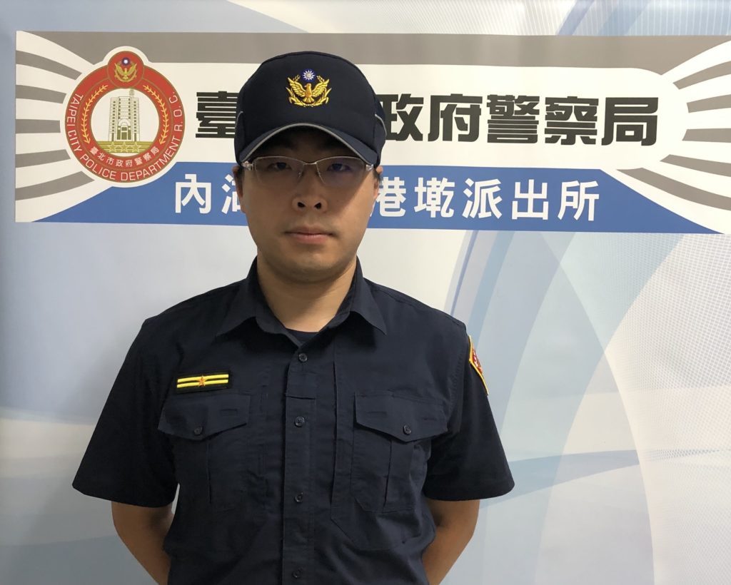 圖:港墘派出所副所長陳薪