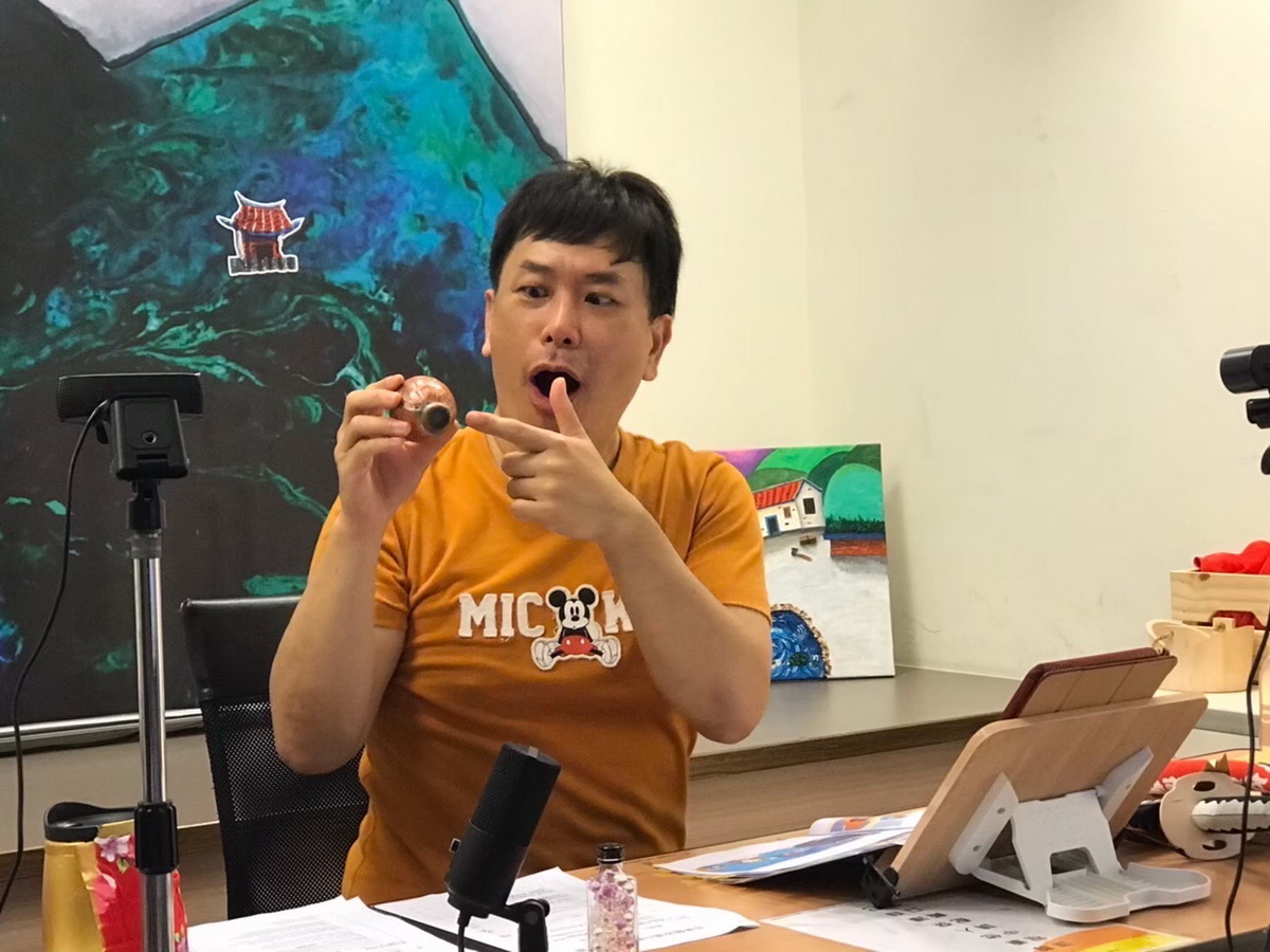北市客委員會將於暑假於線上舉辦客英雙語音樂劇夏令營