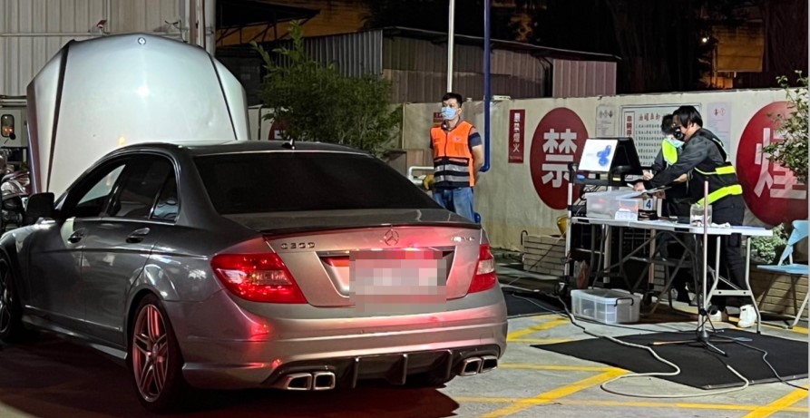 ▲中市警察局結合環保局與監理所,加強取締改裝噪音車輛 (圖/台中市警察局 提供)