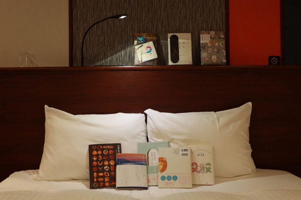 舒適的住宿環境幫助旅客陶醉於書香世界 。（圖片來源：©BOOK HOTEL JIMBOCHO）