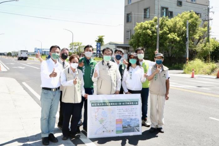 國道8號與南133線路口立體化改善 黃偉哲視察周邊交通狀況