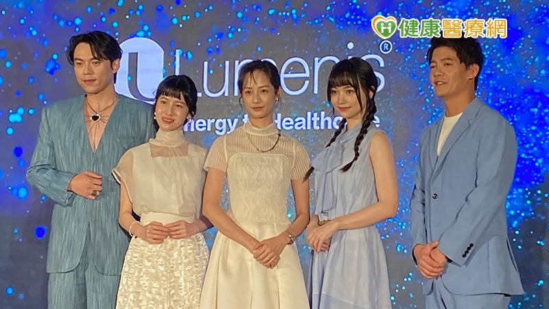 長期配戴口罩讓你膚況不佳?黑嘉嘉分享「養膚」秘訣