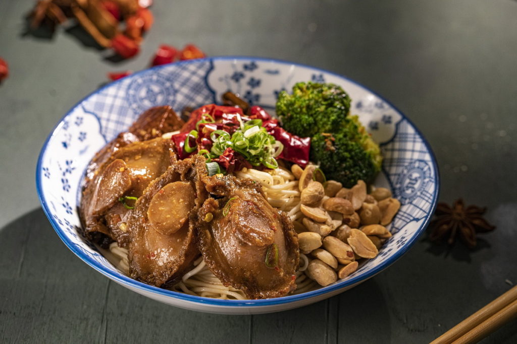 麻十七川滷專売所獨創 鮑魚小麵