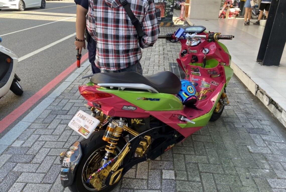台南警察查扣電動單車改裝28輛