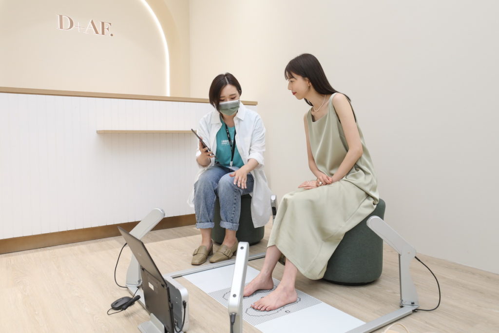D+AF 3D科技腳模服務首公開,限時快閃D+AF信義門市並預告未來將會同步啟用,讓D粉們一同感受科技與時尚激盪出的全新火花!