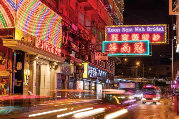 跳脫港片中的庶民場景 西九龍讓傳統工藝與世界藝術美好交會
