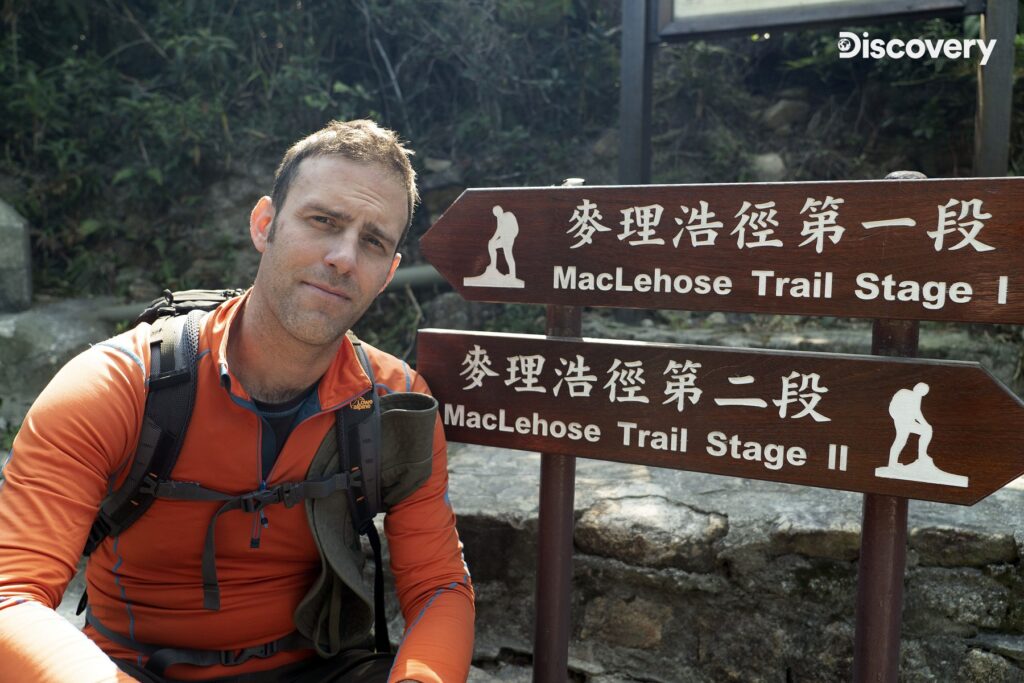 「麥理浩徑」即是高山探索家白銳勻最喜歡的香港山林秘境，在這裡只要照著醒目的路標指示前進，不知不覺就能橫跨九龍半島走完100公里！