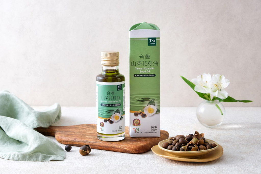 「里仁臺灣原生種山茶花籽油」實踐全果利用零浪費的永續循環價值,榮獲2022年新味食潮金質獎最高榮譽肯定