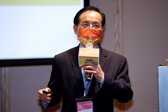 《台南區塊鏈產業國際博覽會》財團法人商業發展研究院董事長許添財:後疫情時代的經濟五大新常態,要用四大轉型來克服挑戰