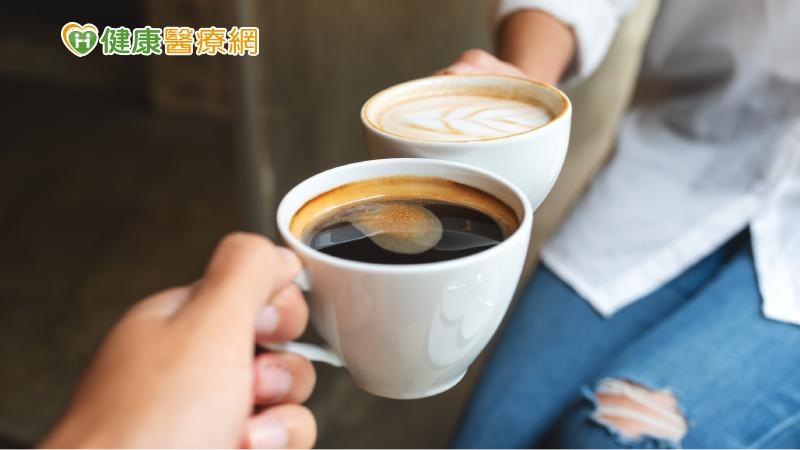 便秘救星!「喝咖啡促大便衝動」 研究:比喝水有效