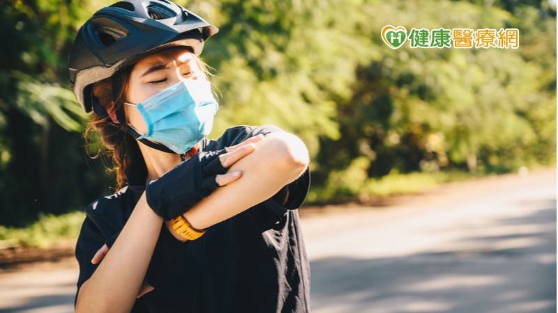 天氣酷熱如何避暑? 中醫提4要點+刮痧3訣竅