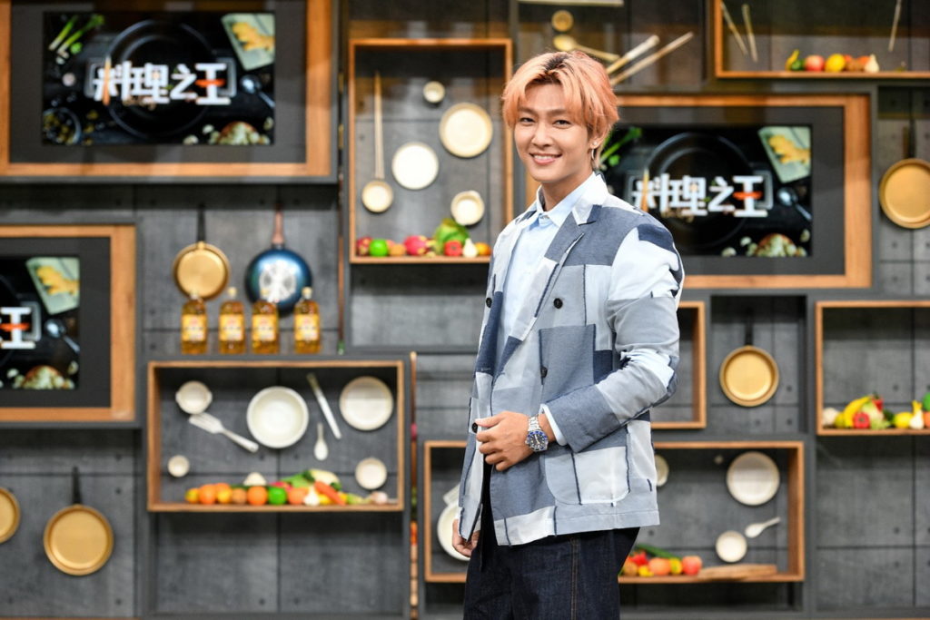 藝術總監炎亞綸踩場 想挖走《料理3》人才 (圖／料理之王3提供）