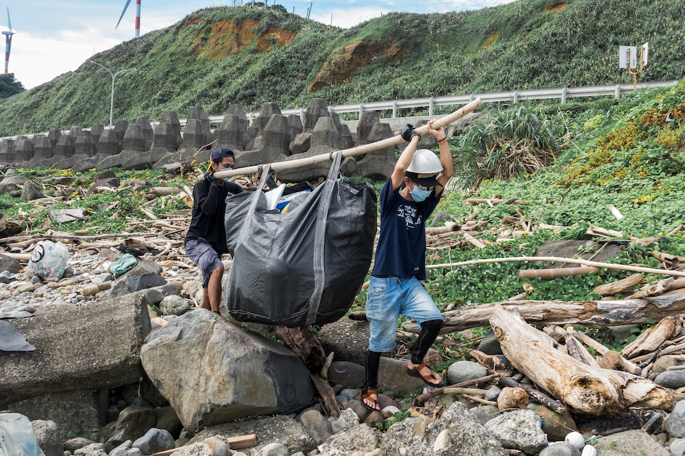 以行動爭取海保法 綠色和平串連在地團體淨灘超過一噸垃圾 40 匯流新聞網CNEWS資料照124220628a03