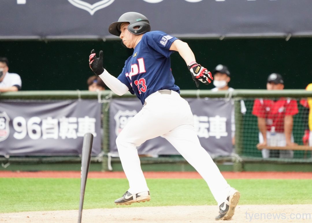45歲鄭承嘉職棒夢未熄 測試會敲安成最大亮點 23 鄭承嘉02