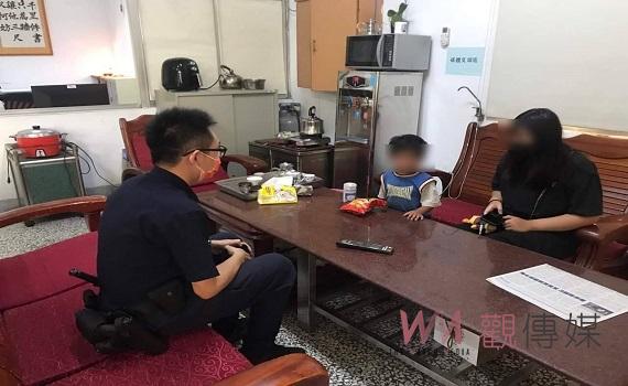 男童趁著家人不注意外出遊玩 臺西警助他回家