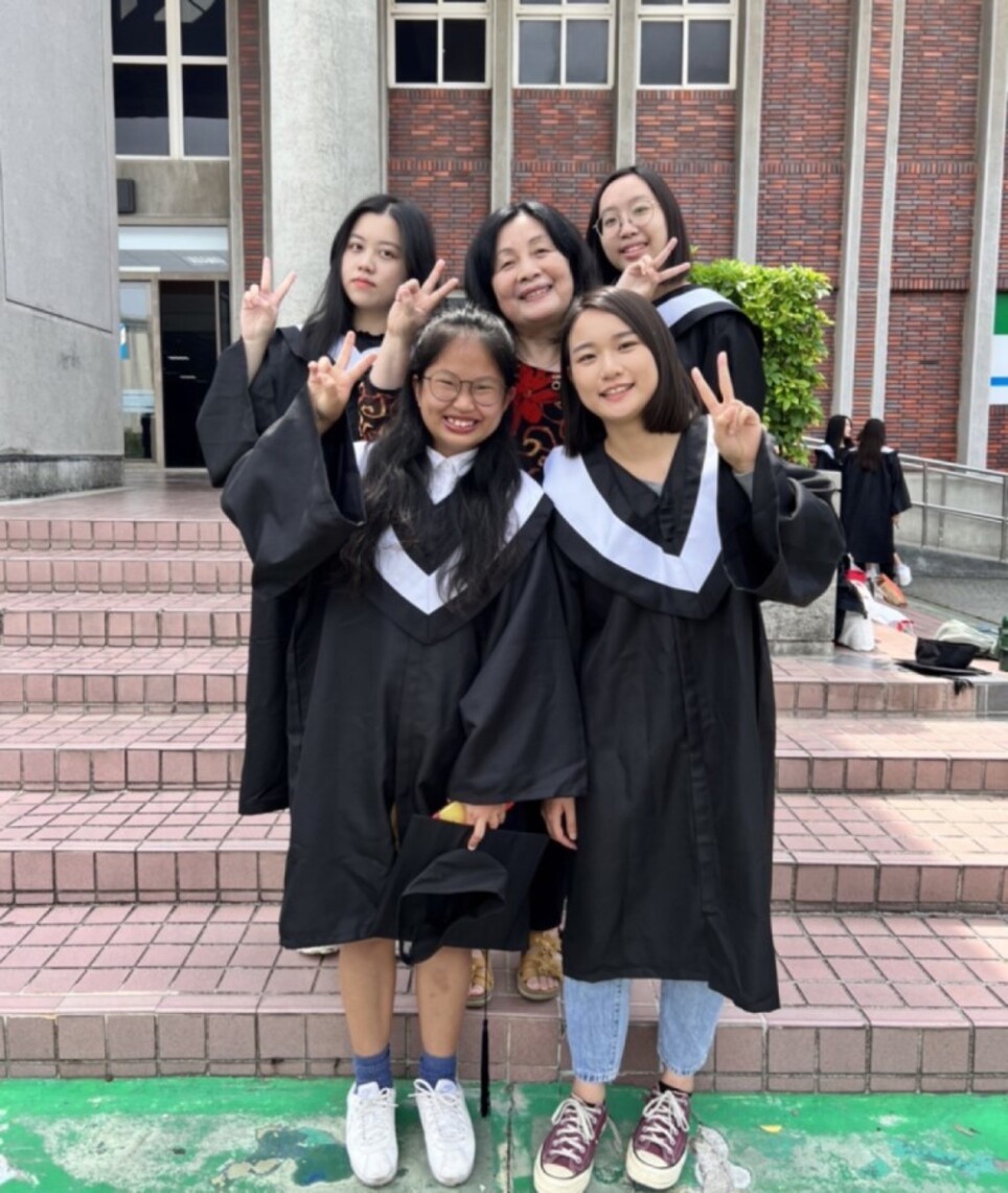 邊走邊拍 記錄臺灣之美 義守大學香港畢業生啟動百天徒步環島