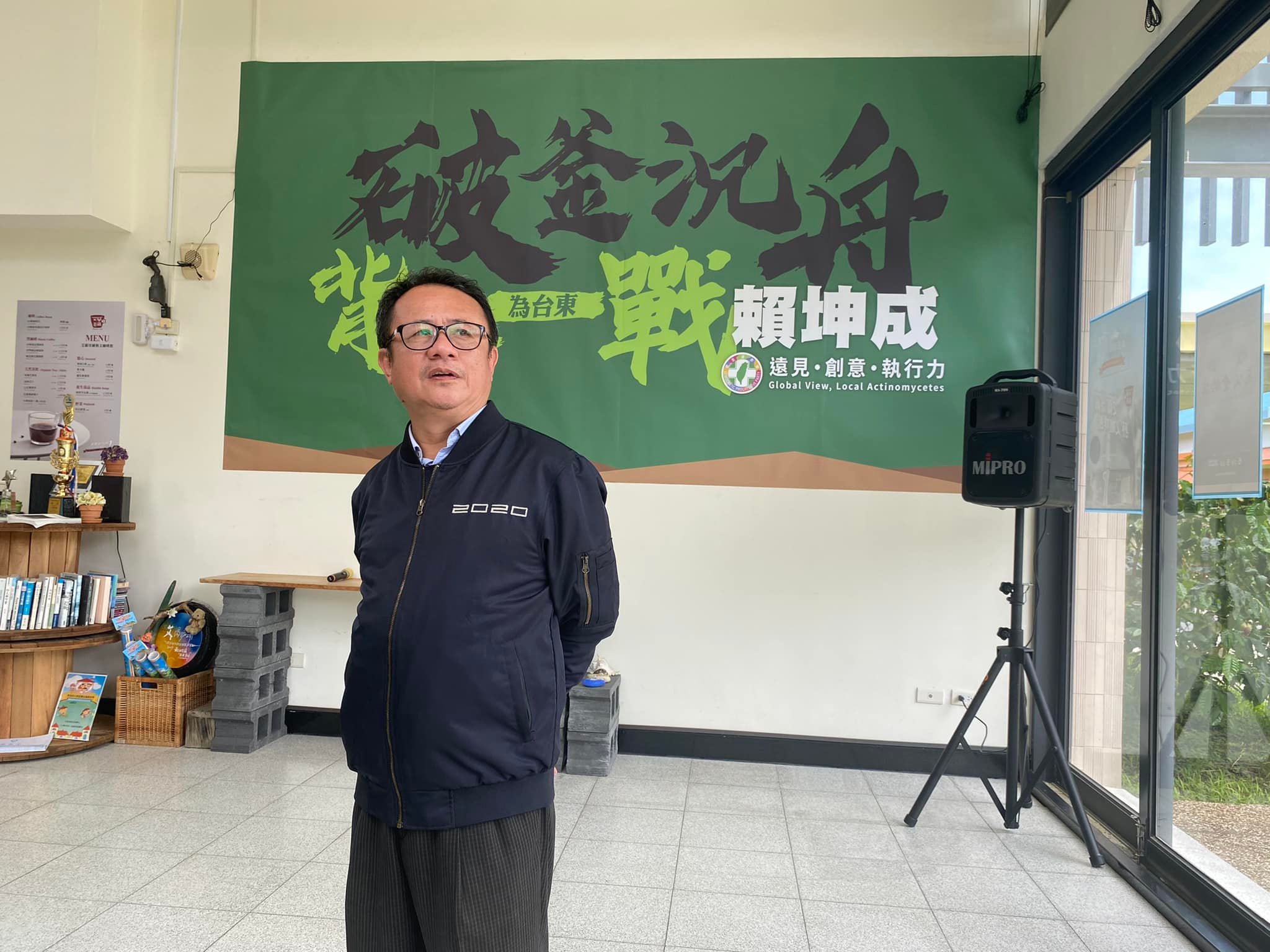 自嘲像哈巴狗向民進黨中央請纓 賴坤成:求見蔡英文無下文 56 前立委賴坤成