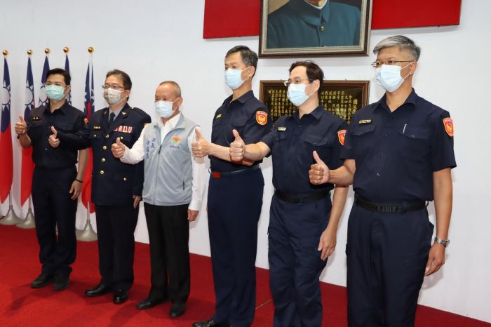 徐耀昌授階警方晉升人員及頒獎表揚破案單位