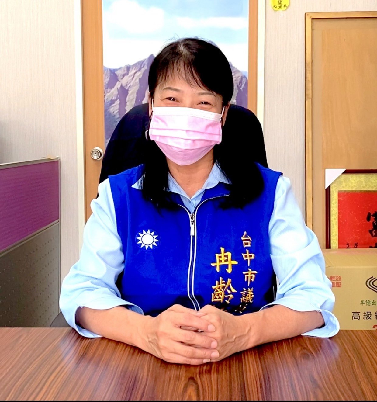 圖片說明：冉齡軒議員是全台灣最不可能貪污的民意代表，一生清白，清廉從政！（圖／翻攝自冉齡軒臉書）
