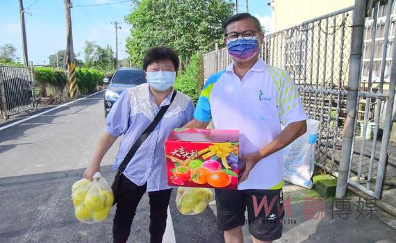 彰化也產高級水梨 陳世杰夫妻經營玉峰果園產品不輸日韓