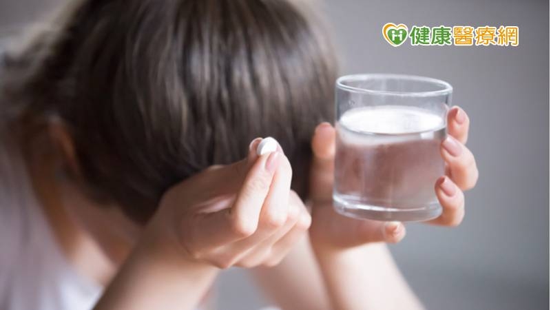 普拿疼會殘留體內?吃多傷身? 藥師揭真相