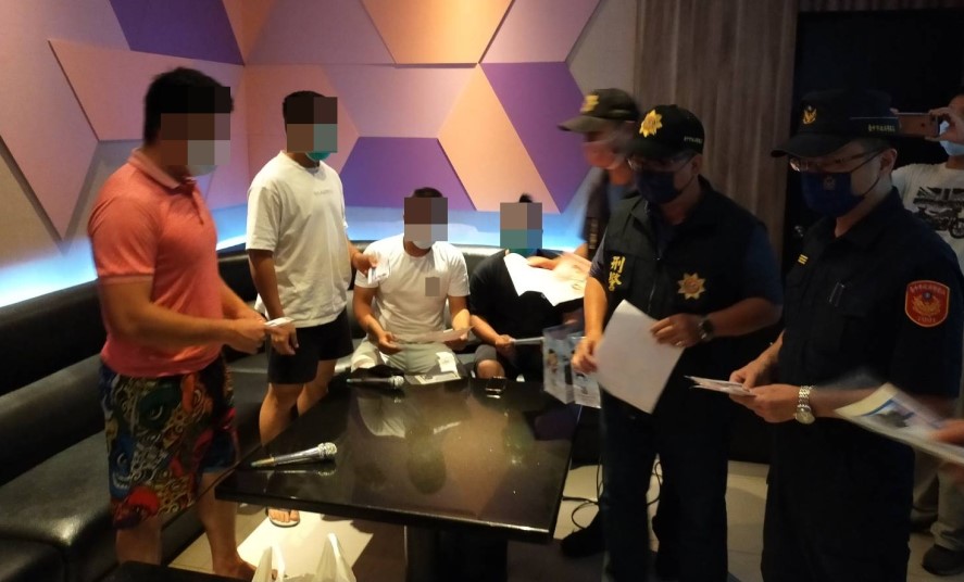 ▲豐原警實施「青春專案威力巡邏」,加強兒少保護 (圖/台中豐原分局 提供)