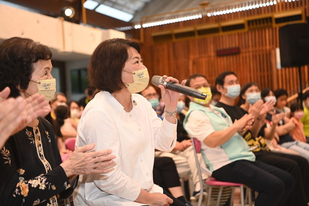 市長欣賞表演