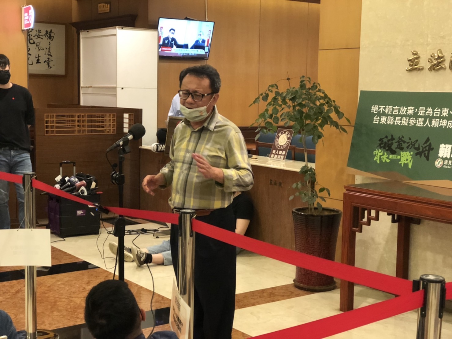 民進黨賴坤成參選台東決心 呼籲劉櫂豪立委做好做滿 49 民進黨前立委賴坤成