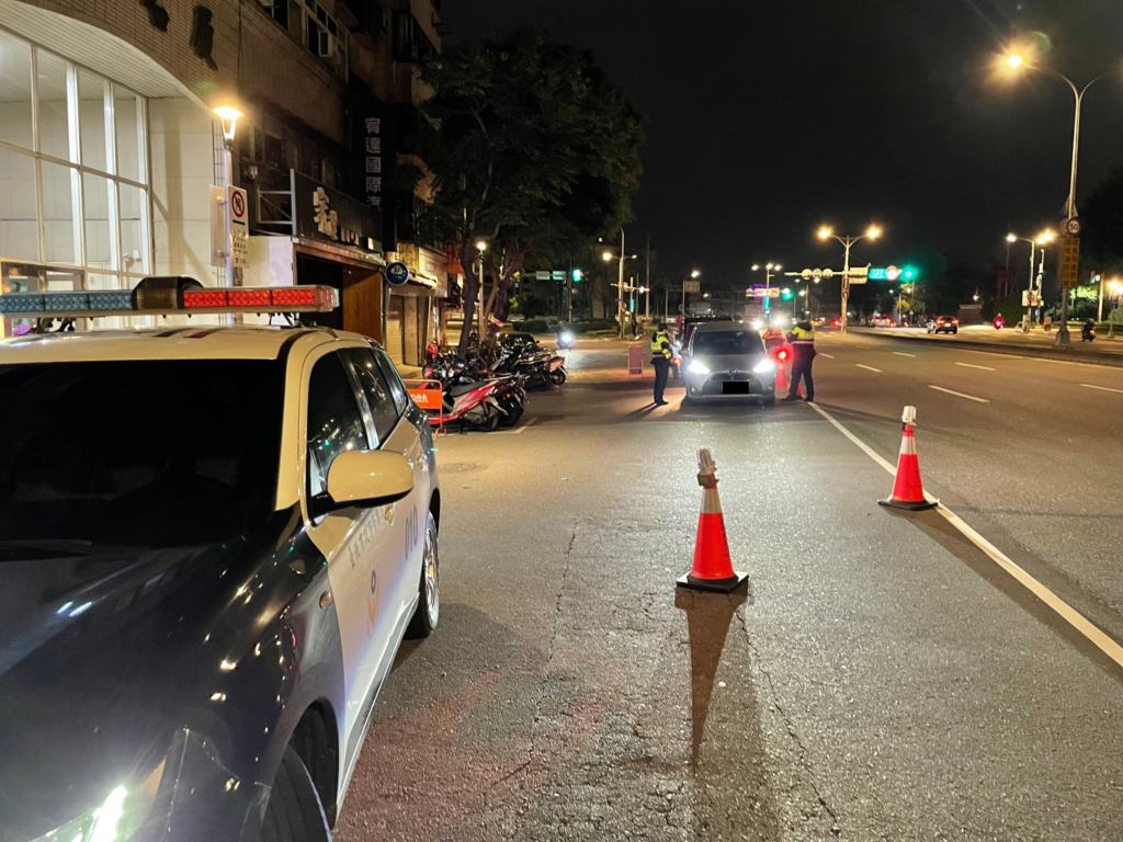 士林警加強取締中正路超速違規