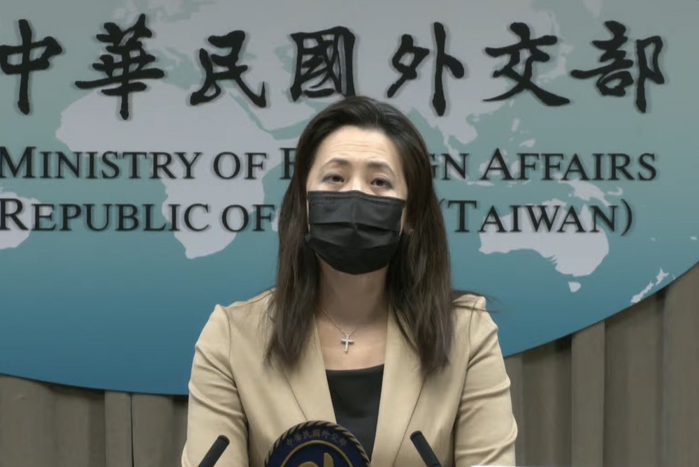 美FBI示警中國武力犯台危全球 外交部:民主陣營關切中共侵略作為 20 外交部發言人歐江安7日表示,中國共產黨政權的侵略作為,已引起美國及民主陣營高度關注,注意中國是否有從俄烏戰爭,吸取經驗對付台灣。
